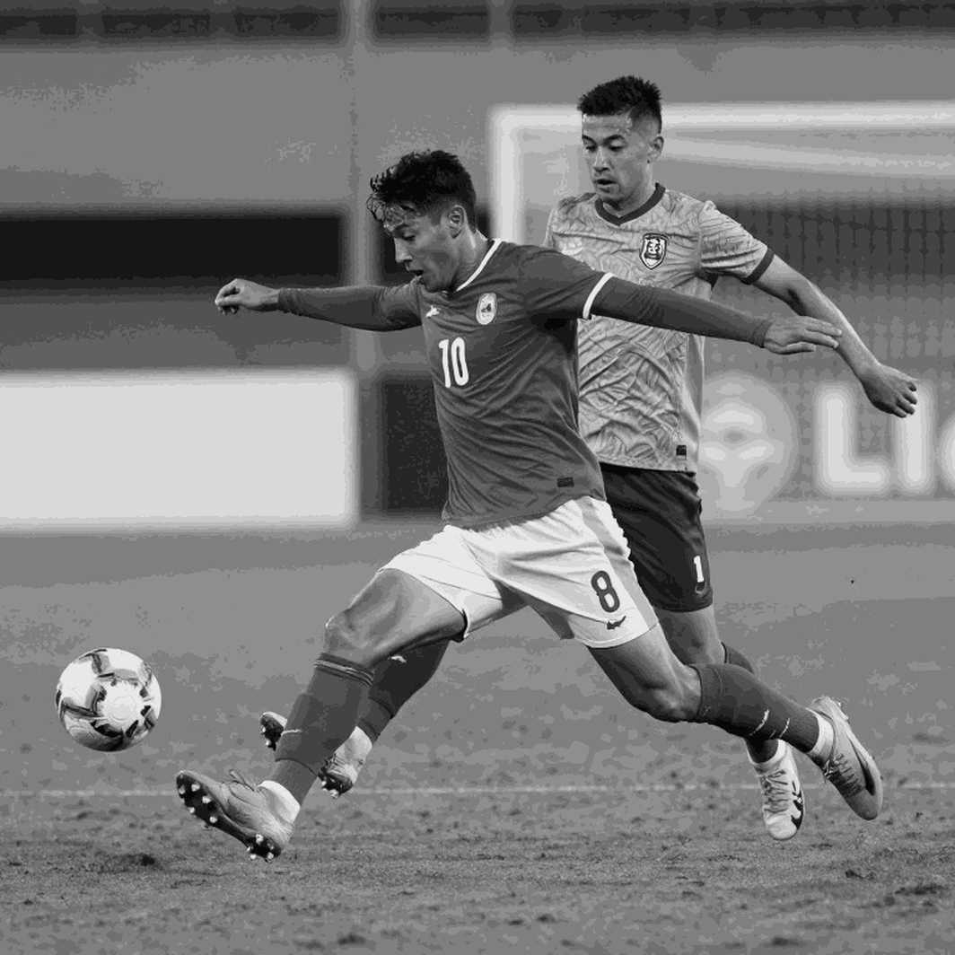 Chiếc giày trên trán và khoản nợ thương mại của Chivas Chiếc giày trên trán và khoản nợ thương mại của Chivas