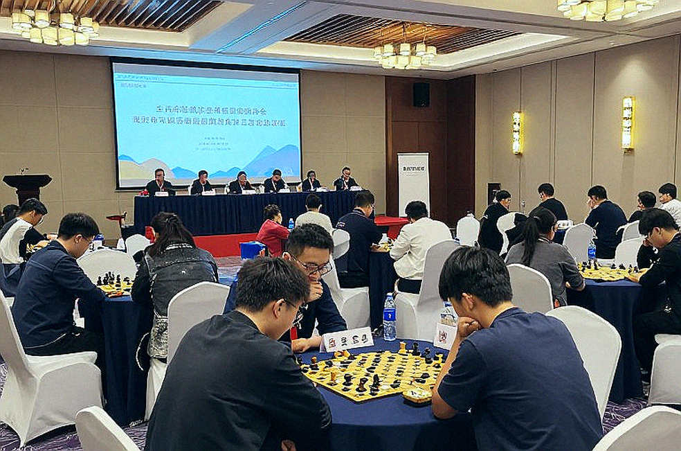 Khai cuộc Scotch: Bài học từ Kasparov 2026 và những bí ẩn chưa được tiết lộ trong thế giới cờ vua đương đại Khai cuộc Scotch: Bài học từ Kasparov 2026 và những bí ẩn chưa được tiết lộ trong thế giới cờ vua đương đại