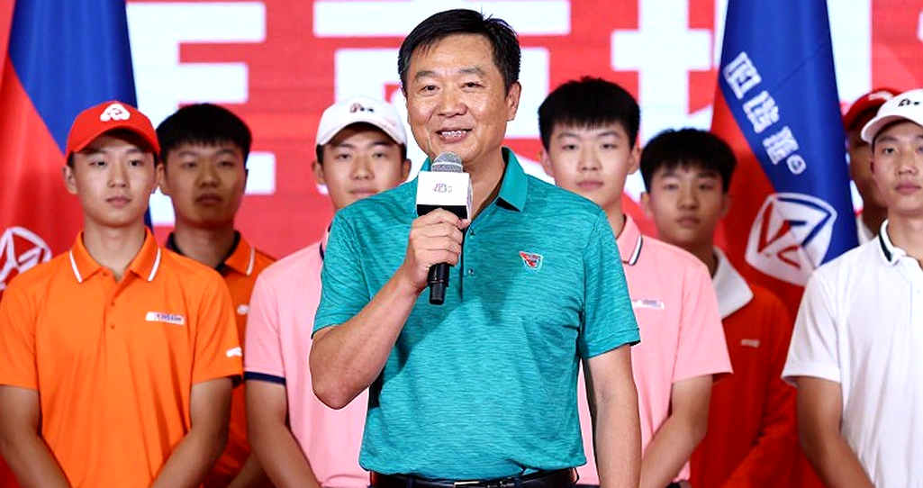 Cú fairway wood mỏng và chuỗi giá trị của ngành huấn luyện golf Cú fairway wood mỏng và chuỗi giá trị của ngành huấn luyện golf