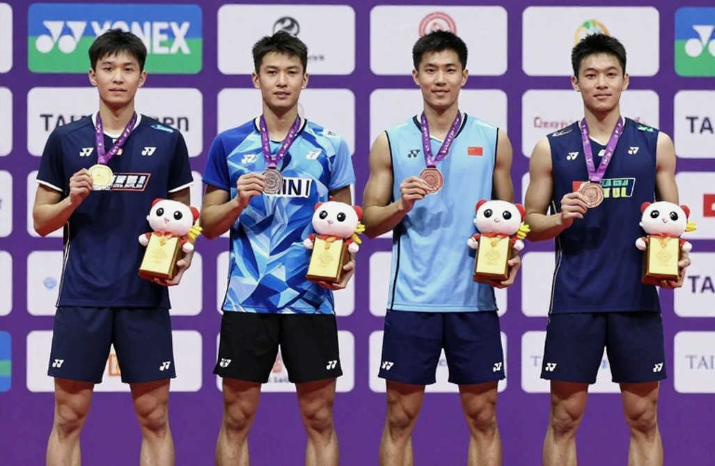 Ẩn số trên băng ghế: tuyển cầu lông nữ Ấn Độ thắng Kazakhstan 3-0 và để lại hai cặp đôi chưa đánh một quả cầu Ẩn số trên băng ghế: tuyển cầu lông nữ Ấn Độ thắng Kazakhstan 3-0 và để lại hai cặp đôi chưa đánh một quả cầu
