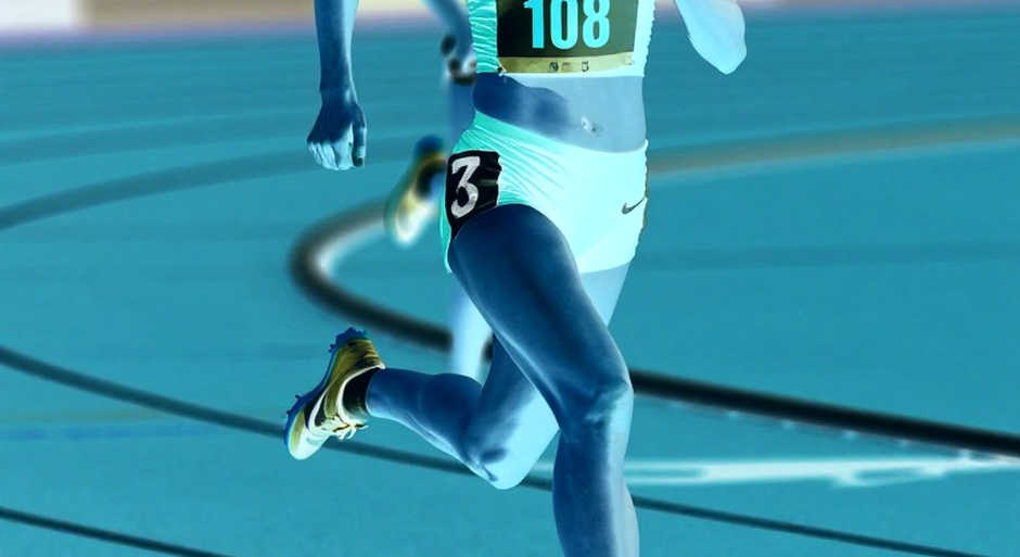 Đường chạy ven vịnh Hạ Long: 15.000 tấm bib và một chữ "Marathon" thiếu 42,195 km