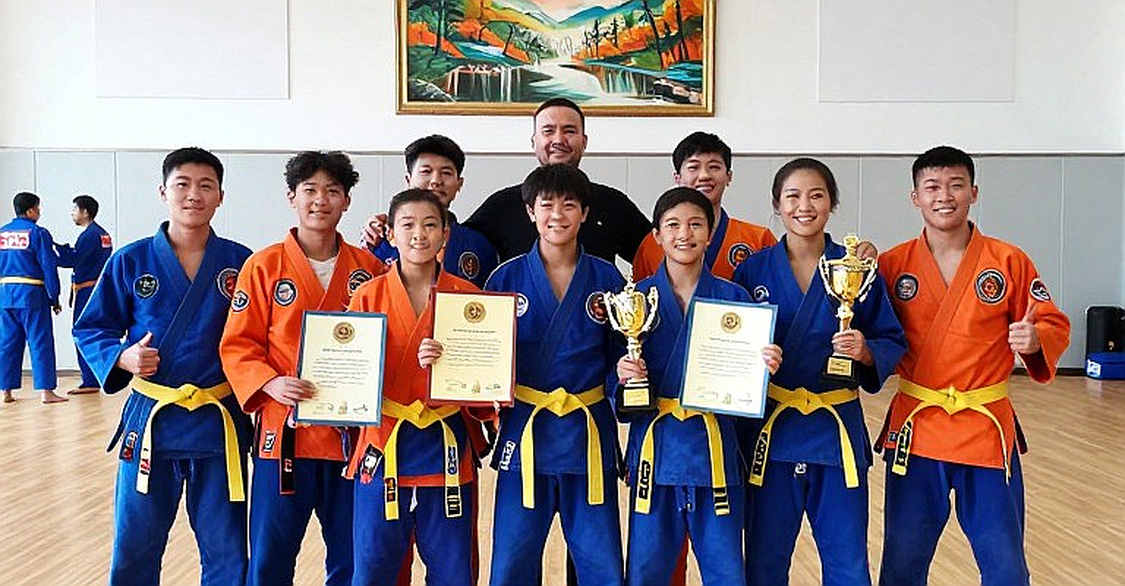 Hạt giống số 1 và nhát kiếm thứ 42: Singapore lần đầu có huy chương kiếm chém đồng đội nữ châu Á Hạt giống số 1 và nhát kiếm thứ 42: Singapore lần đầu có huy chương kiếm chém đồng đội nữ châu Á